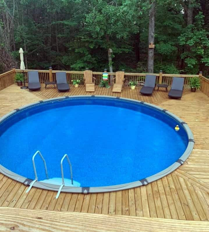 How to Build a Deck Around a Swimming Pool
